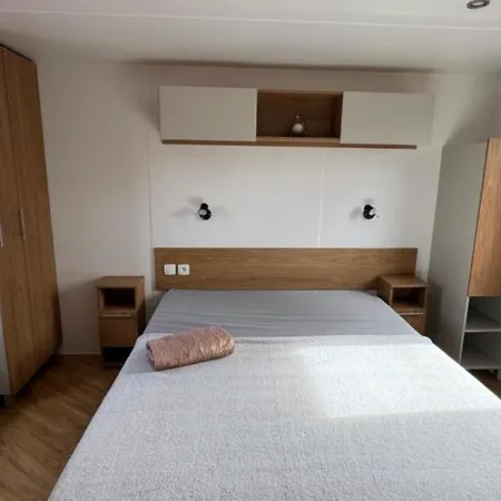 캠프장 Mobil 40m2, Bonne Anse Siblu 4 Etoiles