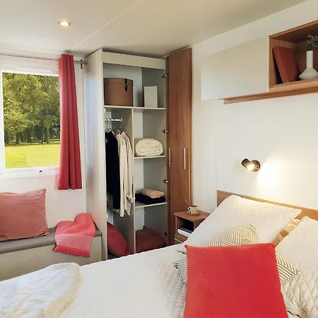 Mobil 40m2, Bonne Anse Siblu 4 Etoiles キャンプ場 レ・マトゥ