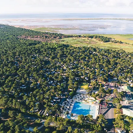 Mobil 40m2, Bonne Anse Siblu 4 Etoiles Кемпинг *