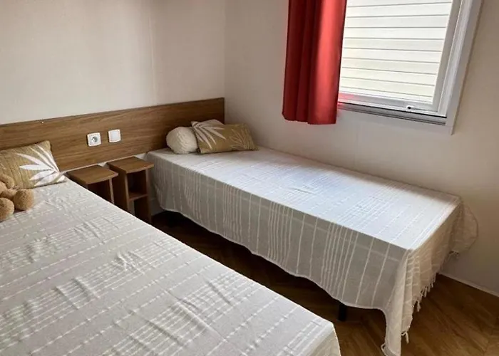 Mobil 40m2, Bonne Anse Siblu 4 étoiles Camping *